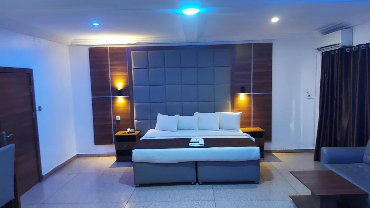 Presken Shonibare Estate Otel Lagos Dış mekan fotoğraf