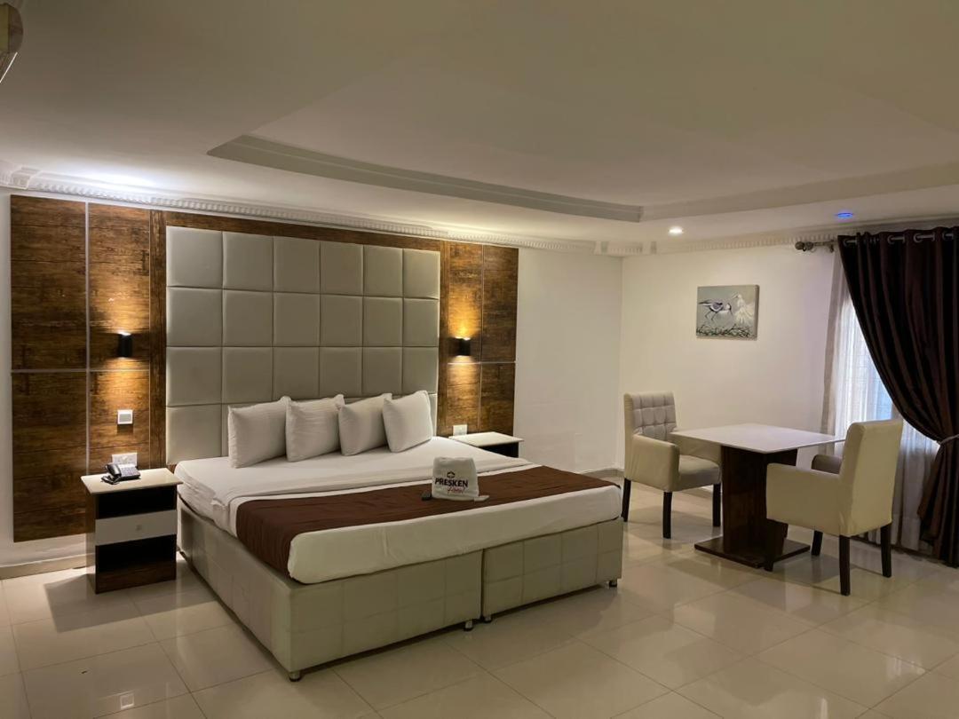 Presken Shonibare Estate Otel Lagos Dış mekan fotoğraf